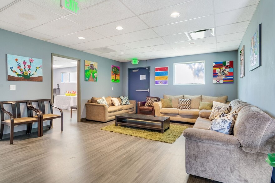 More Photos Of 1269 N Park Ave, Pomona Office Residential For Sale