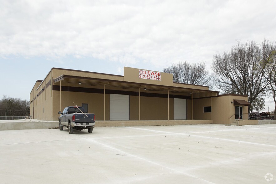 Primary Photo Of 1971 N I-35, San Marcos Warehouse For Lease