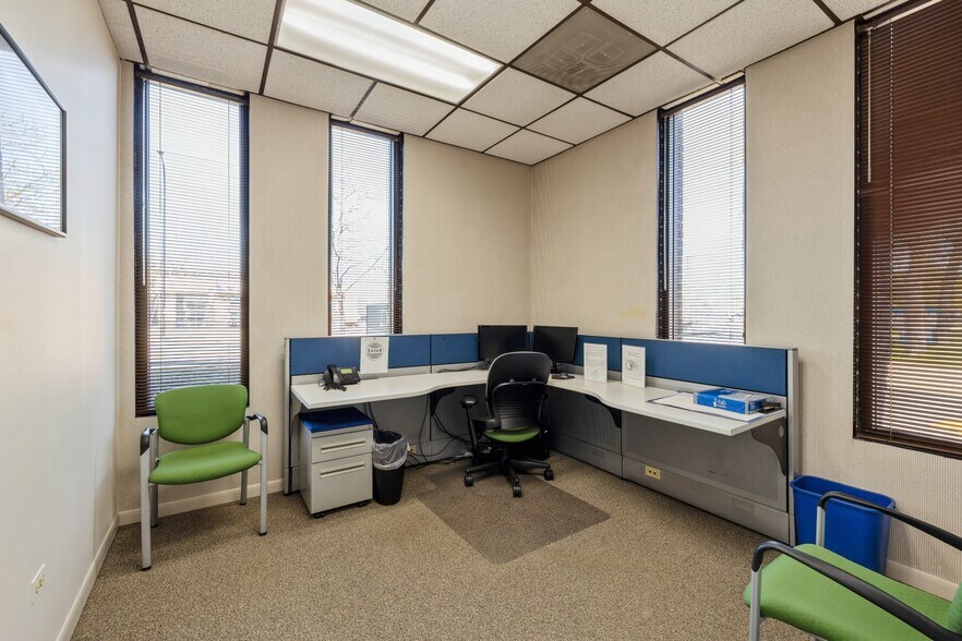 More Photos Of 8233 S Harlem Ave, Bridgeview Medical For Lease