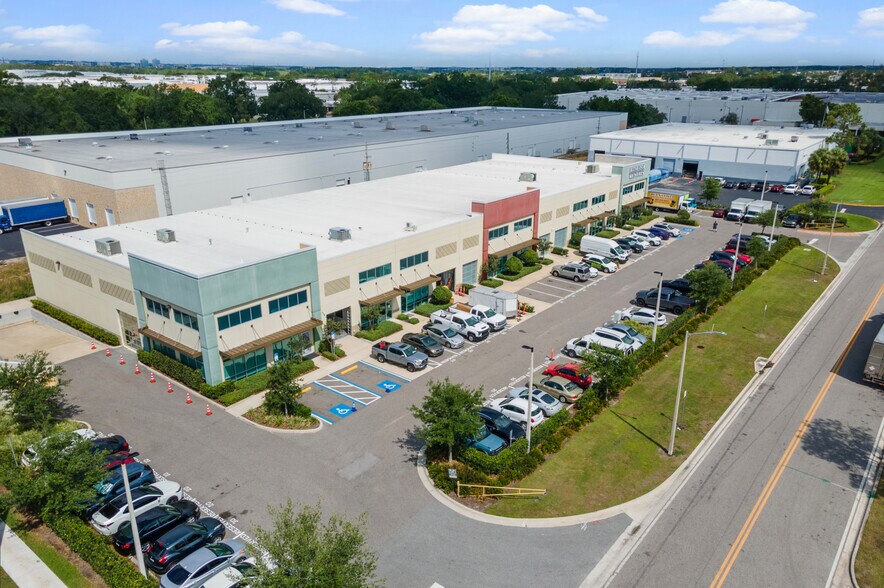 More Photos Of 7330 Exchange Dr, Orlando Warehouse For Sale