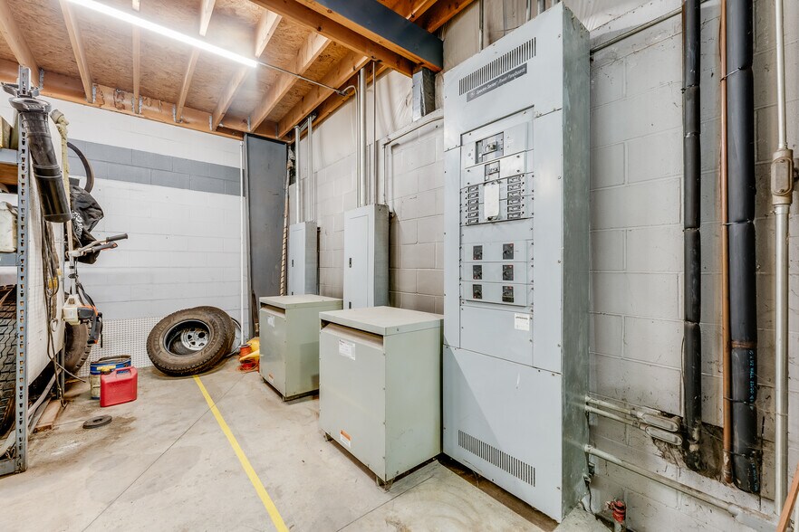 More Photos Of 55 Pleasants Industrial Park, Waverly Warehouse For Sale