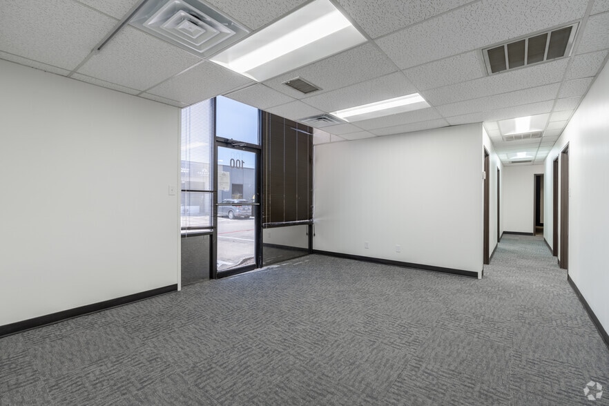 More Photos Of 1911 Old Denton Rd, Carrollton Unknown For Lease