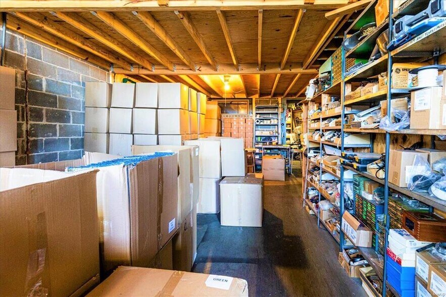 More Photos Of 9979 Watson Rd, Saint Louis Storefront Retail Office For Sale