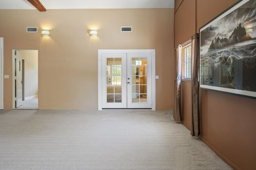 More Photos Of 5905 Old Wheeler Rd, La Verne Assisted Living For Sale