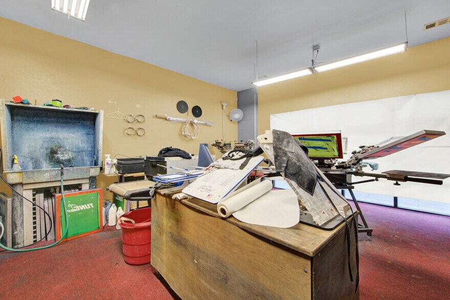 More Photos Of 830 Main St, Red Bluff Freestanding For Sale