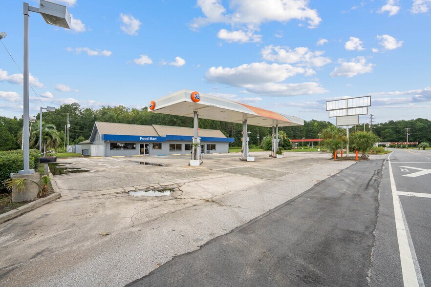 More Photos Of 5 Lane St, Yemassee Storefront For Lease