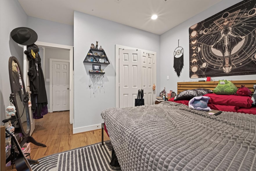 More Photos Of 1619 Dumble St, Houston Specialty For Sale