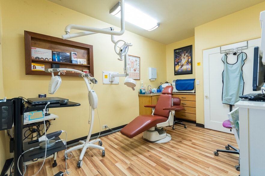 More Photos Of 3015 W 85th St, Inglewood Medical For Sale