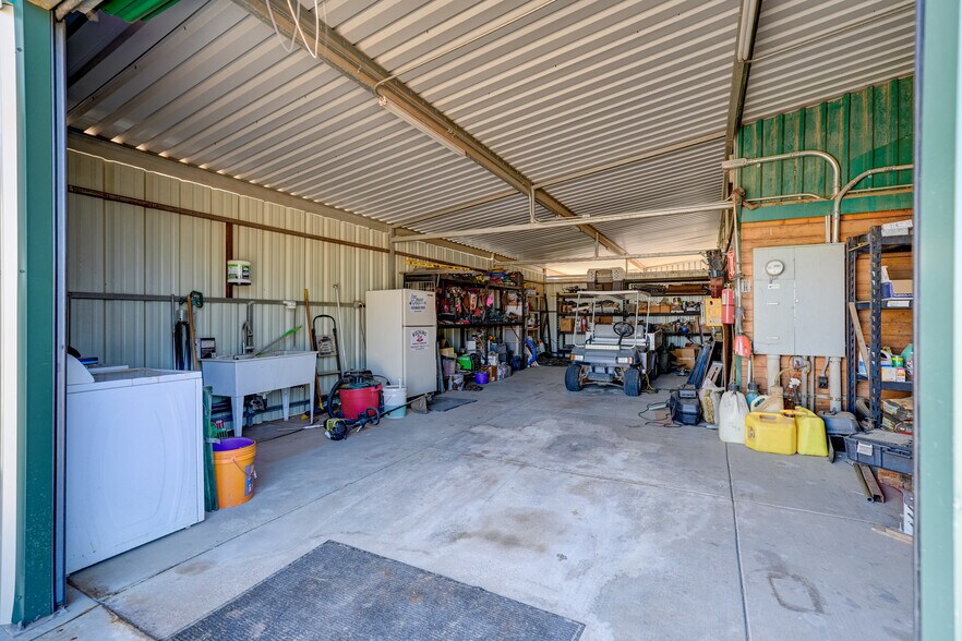 More Photos Of 7950 N Coyote Springs Rd, Prescott Valley Horse Stables For Sale