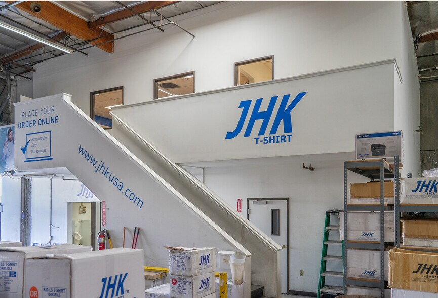 More Photos Of 4711 S Alameda St, Vernon Manufacturing For Lease