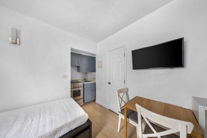More Photos Of 1035 NW 4th St, Miami Apartments For Sale