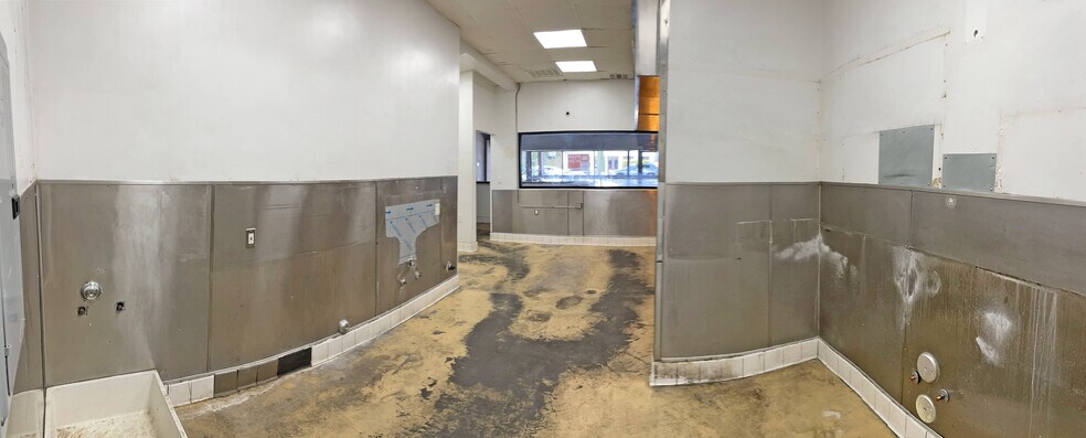 More Photos Of 11919-11923 Ventura Blvd, Studio City Restaurant For Lease