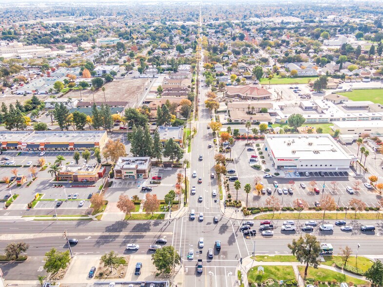 More Photos Of 710-870 E Foothill Blvd, Upland Unknown For Lease