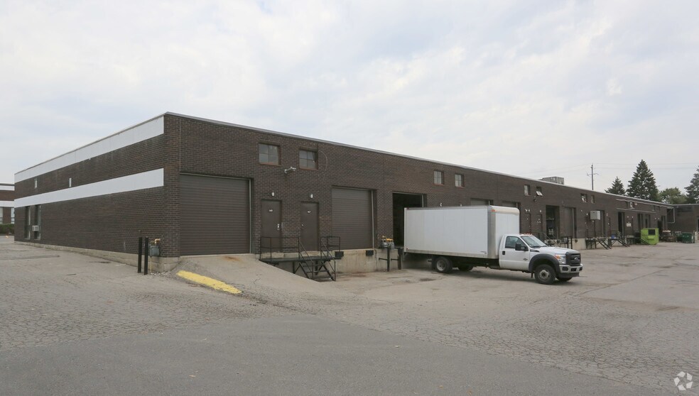 More Photos Of 155-177 Dolomite Dr, Toronto Warehouse For Lease