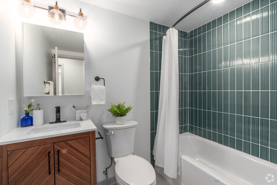 More Photos Of 6515 Ridge Ave, Philadelphia Apartments For Lease