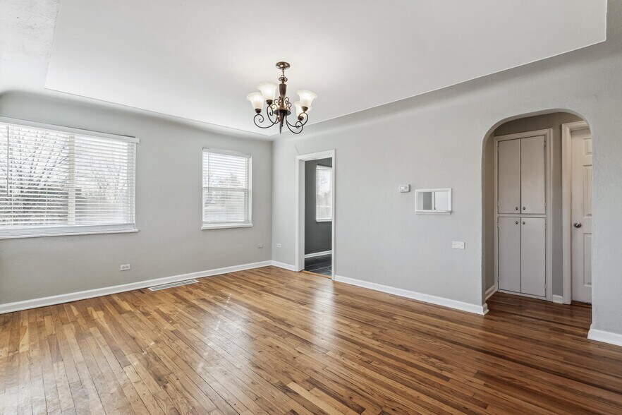 More Photos Of 2300 W 39th Ave, Denver Apartments For Sale