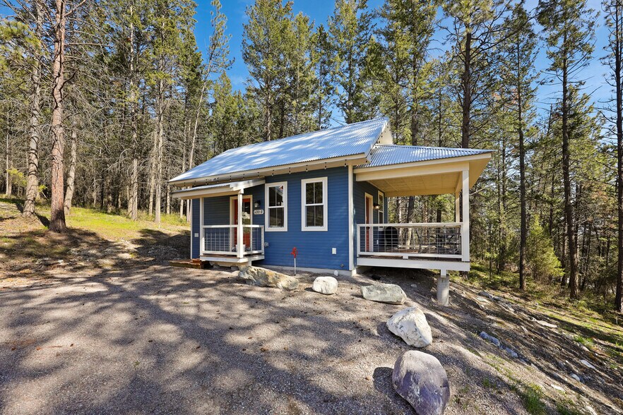 More Photos Of 100 Elk Ridge Trl, Lakeside Specialty For Sale