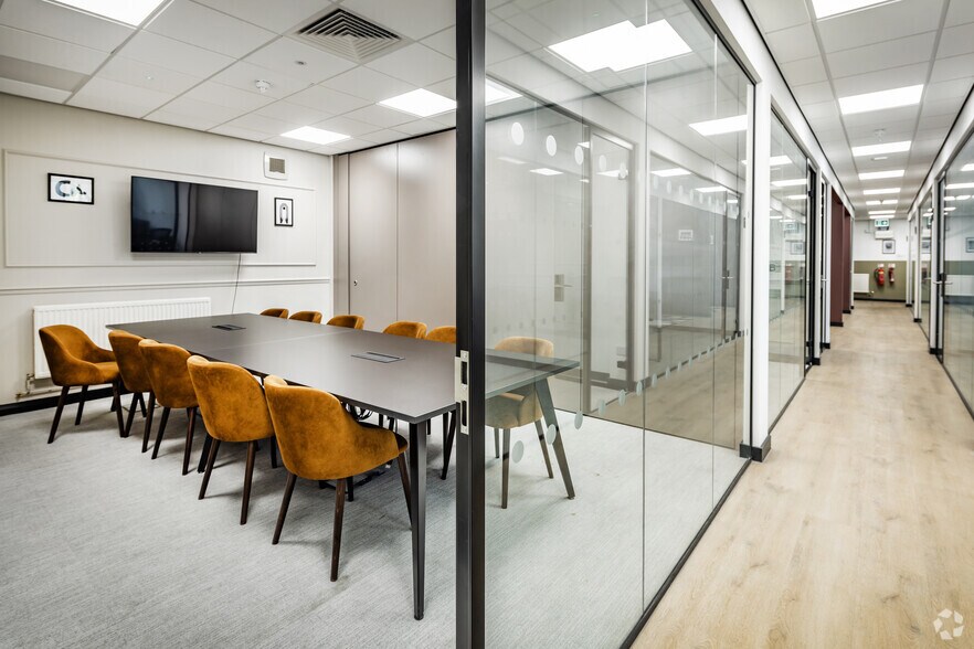 More Photos Of 33-34 Winckley Sq, Preston Coworking Space