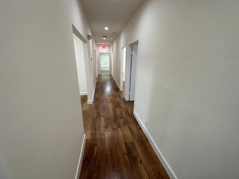 More Photos Of 1317 SE 4th Ave, Fort Lauderdale Office Residential For Sale