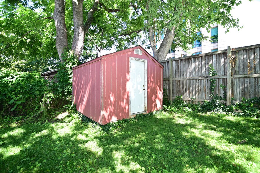 More Photos Of 513-519 12th St SE, Washington Apartments For Sale