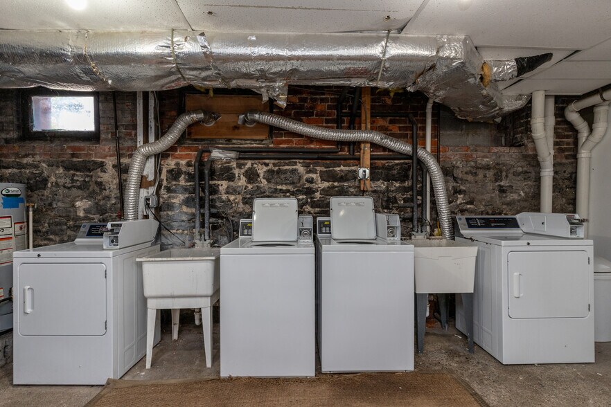 More Photos Of 158 Park St, Buffalo Apartments For Sale