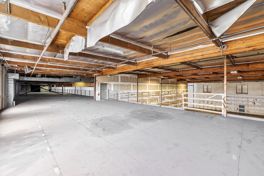 More Photos Of 91-280 Hanua St, Kapolei Warehouse For Lease