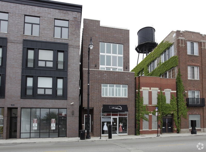 Primary Photo Of 1721 W North Ave, Chicago Storefront Retail Residential For Lease