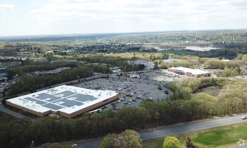 More Photos Of 208-210 Fortune Blvd, Milford Freestanding For Lease