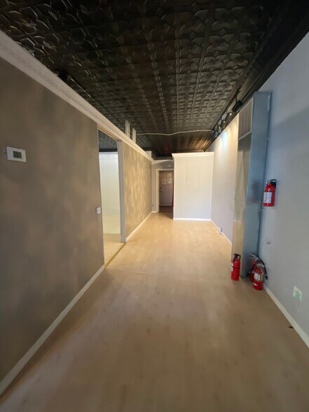 More Photos Of 1900 McCausland Ave, Saint Louis Storefront Retail Office For Lease