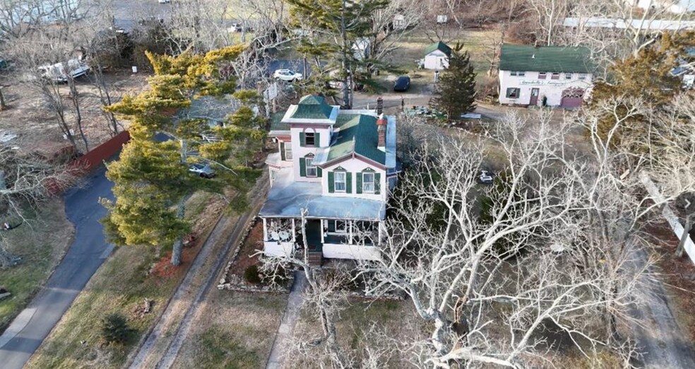 More Photos Of 449 Montauk Hwy, East Moriches Freestanding For Sale