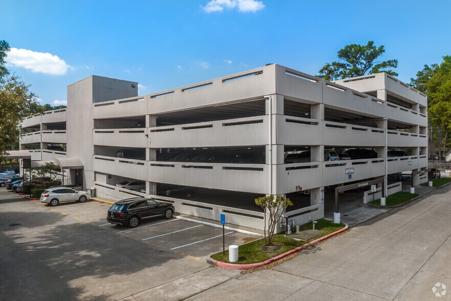 More Photos Of 8554 Katy Fwy, Houston Unknown For Lease