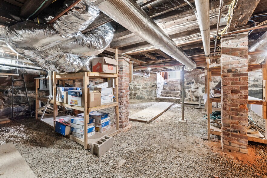 More Photos Of 2204 Woodbury Ave, Newington Office For Sale