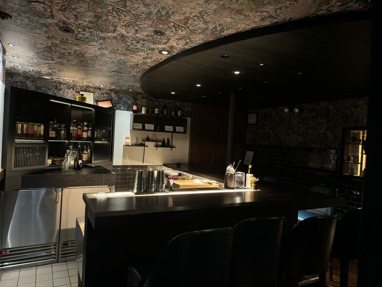 More Photos Of 57 Stanton St, New York Storefront Retail Residential For Sale