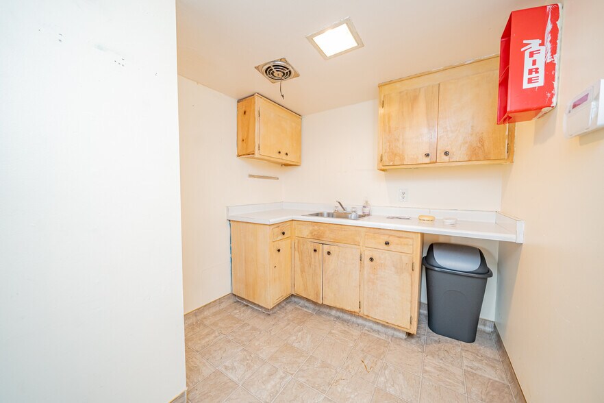 More Photos Of 2880 Sacramento St, Berkeley Office Residential For Lease