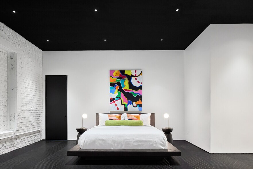 More Photos Of 518 Colcord Dr, Oklahoma City Storefront Retail Residential For Sale