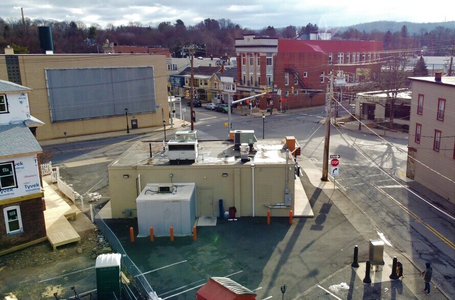 More Photos Of 72 Washington St, East Stroudsburg Fast Food For Sale