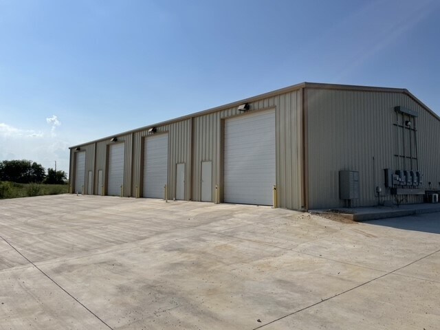 More Photos Of 1766 E Highway 380, Decatur Warehouse For Sale