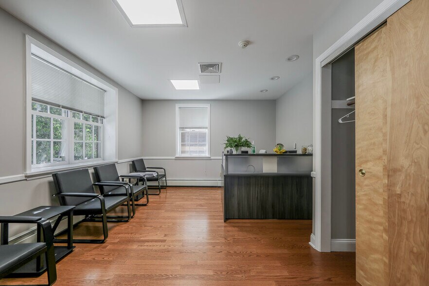 More Photos Of 36 Bergen St, Hackensack Loft Creative Space For Sale