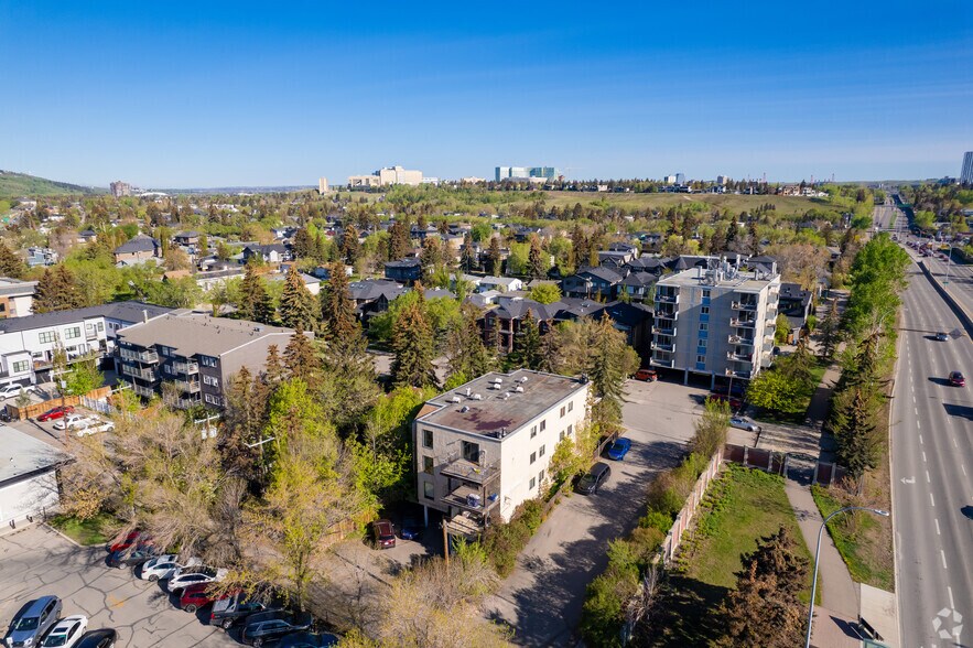 More Photos Of 2515 1st Ave NW, Calgary Apartments For Sale