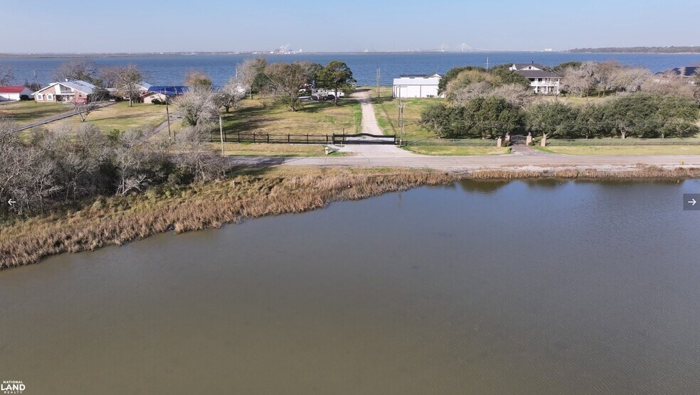 More Photos Of 3815 Tri City Beach Rd, Baytown Land For Sale