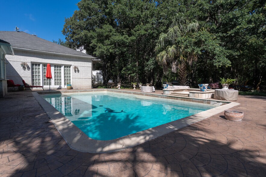 More Photos Of 6529 Asher Rd, Alvarado Specialty For Sale