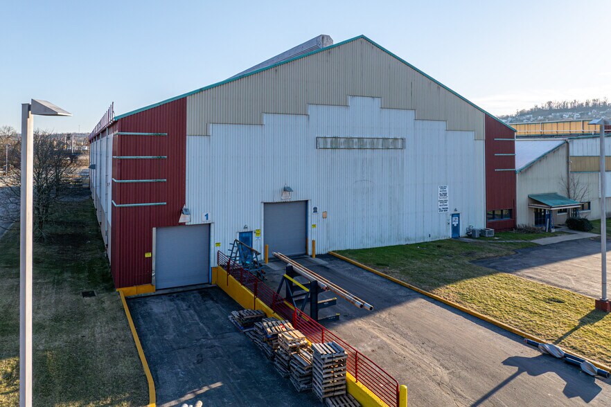 More Photos Of 100 Riverview Dr, Monessen Warehouse For Lease