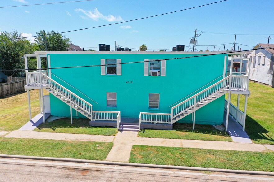 More Photos Of 4217 Sealy St, Galveston Apartments For Sale