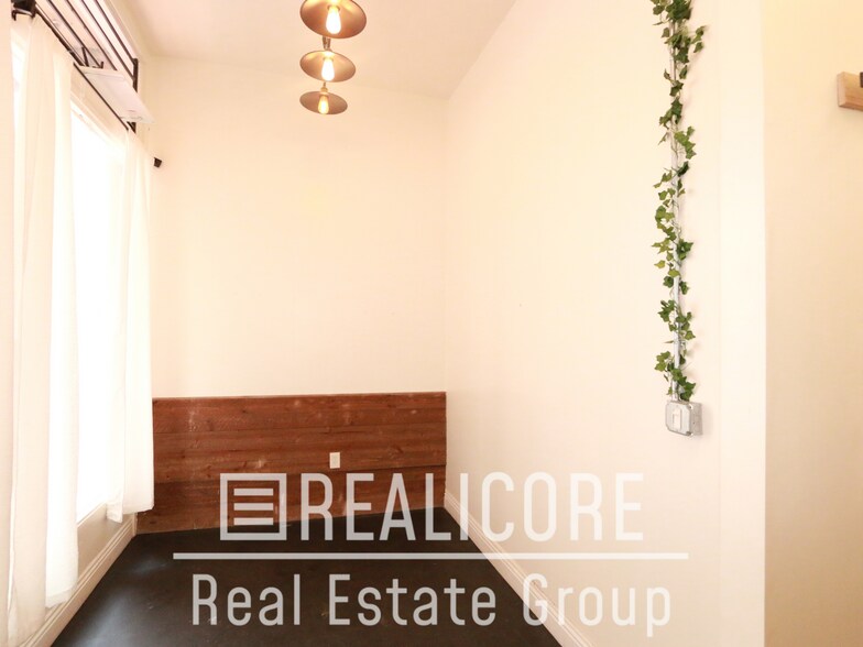 More Photos Of 459 W 4th St, San Bernardino Freestanding For Lease