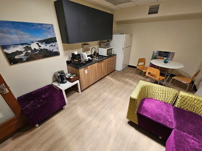 More Photos Of 657-659 Oak Grove Ave, Menlo Park Office For Lease