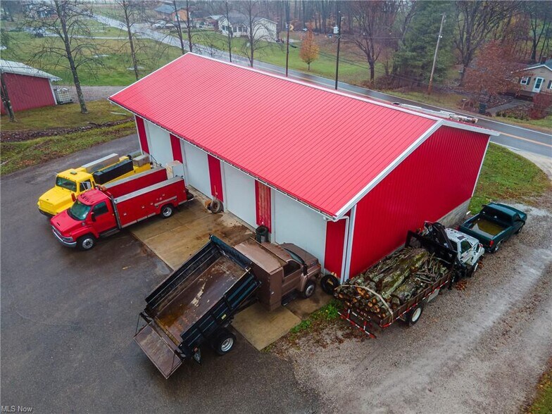 More Photos Of 1567 Cassingham Hollow Dr, Coshocton Flex For Sale