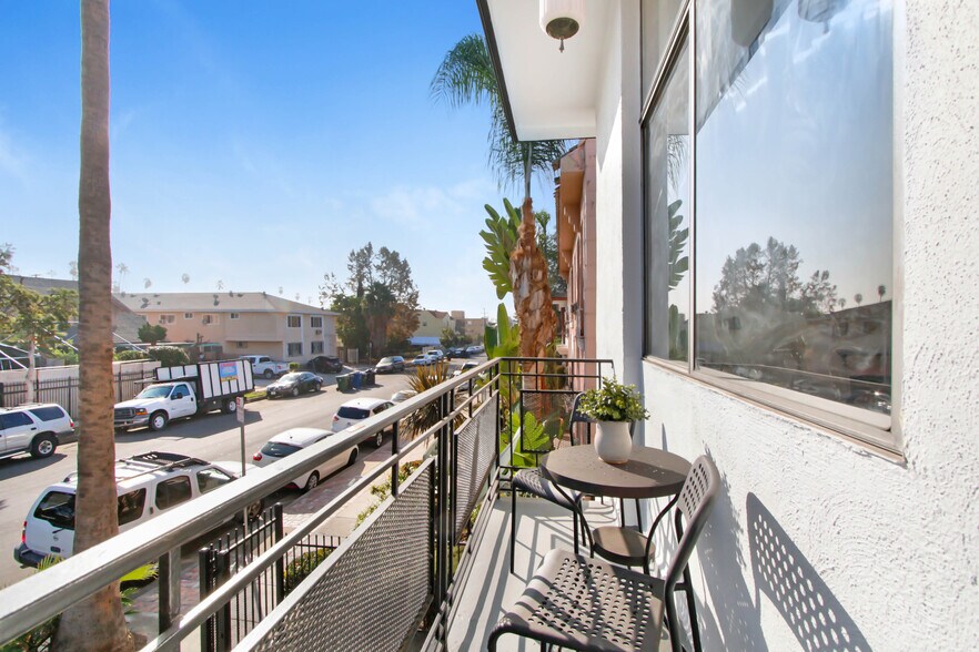 More Photos Of 1045 N Ardmore Ave, Los Angeles Apartments For Sale