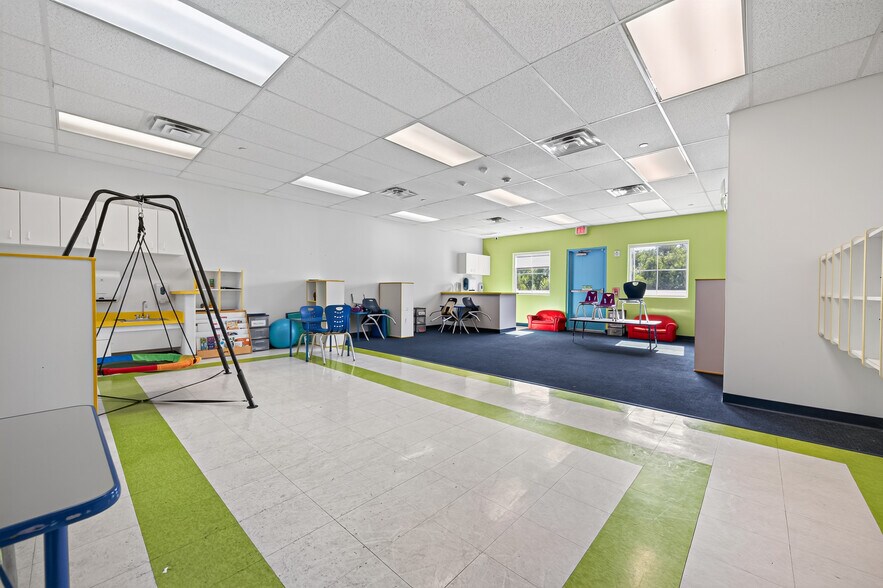 More Photos Of 33043 Egypt Ln, Magnolia Daycare Center For Sale