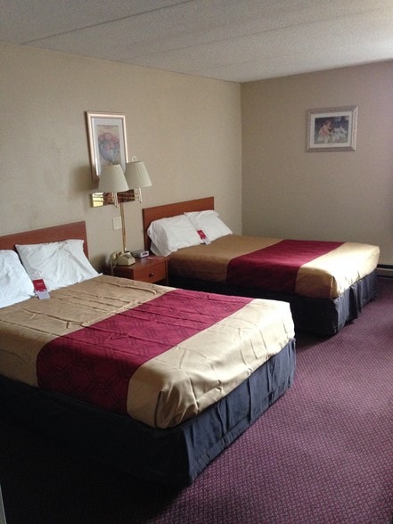 More Photos Of 1030 Arsenal St, Watertown Hotel For Sale