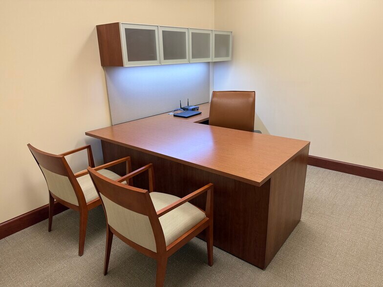 More Photos Of 3006 Mount Vernon Rd, Hurricane Office For Sale